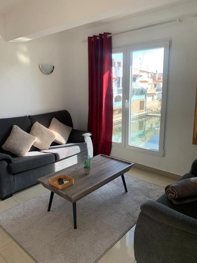 Waterside Apartment - Two Bedroom Empuriabrava Exterior foto